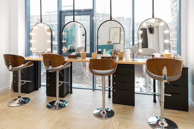 Free photo modern beauty salon interior